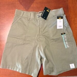 Lee shorts size 10 NWT deep lichen green
